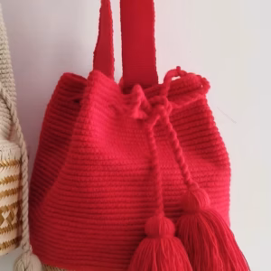 Bolso estilo canasto