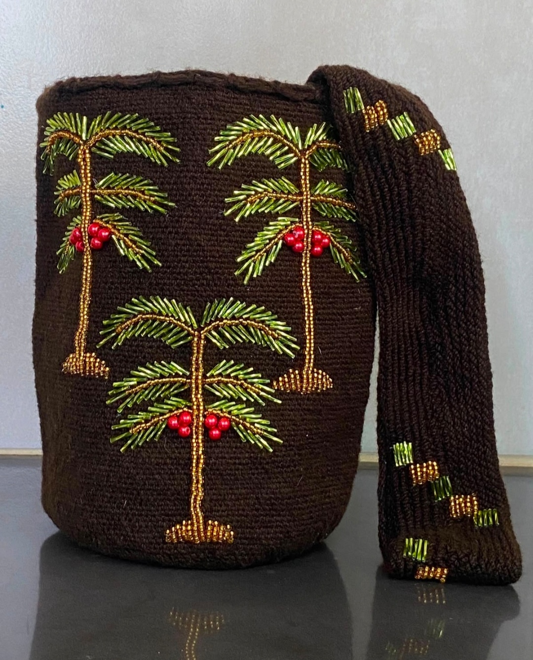 Mochila Kamhuama mediana con mostacilla - Image 5