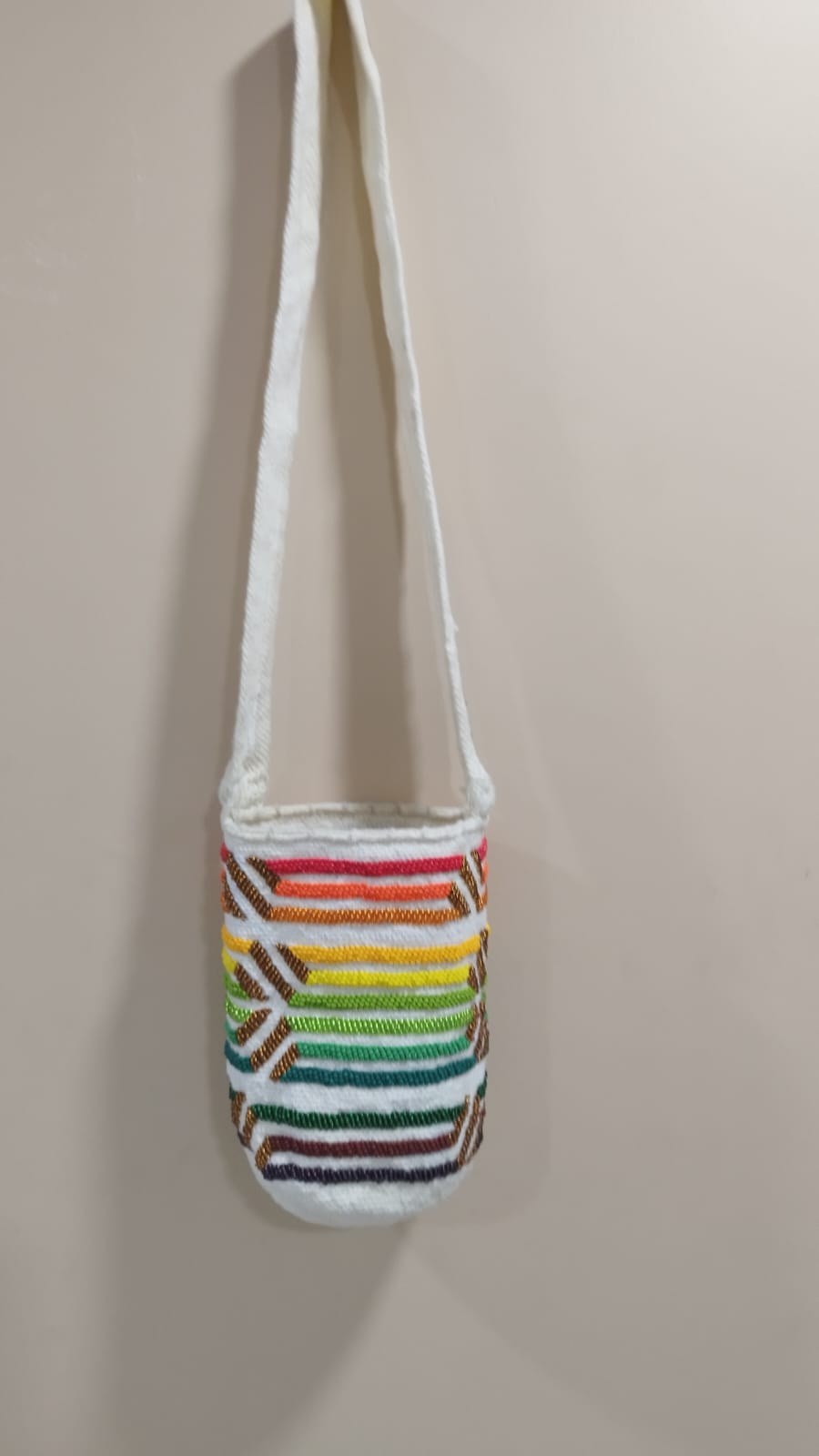 Mochila Kamhuama mediana con mostacilla - Image 12