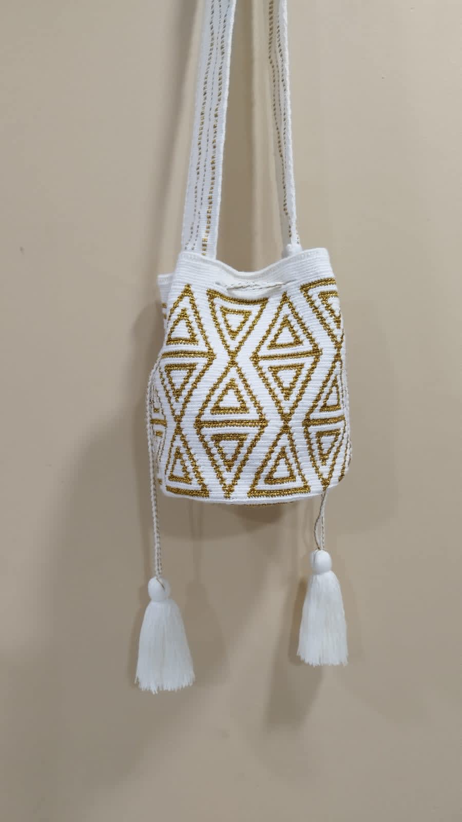 Mochila mediana hilo brillante - Image 9