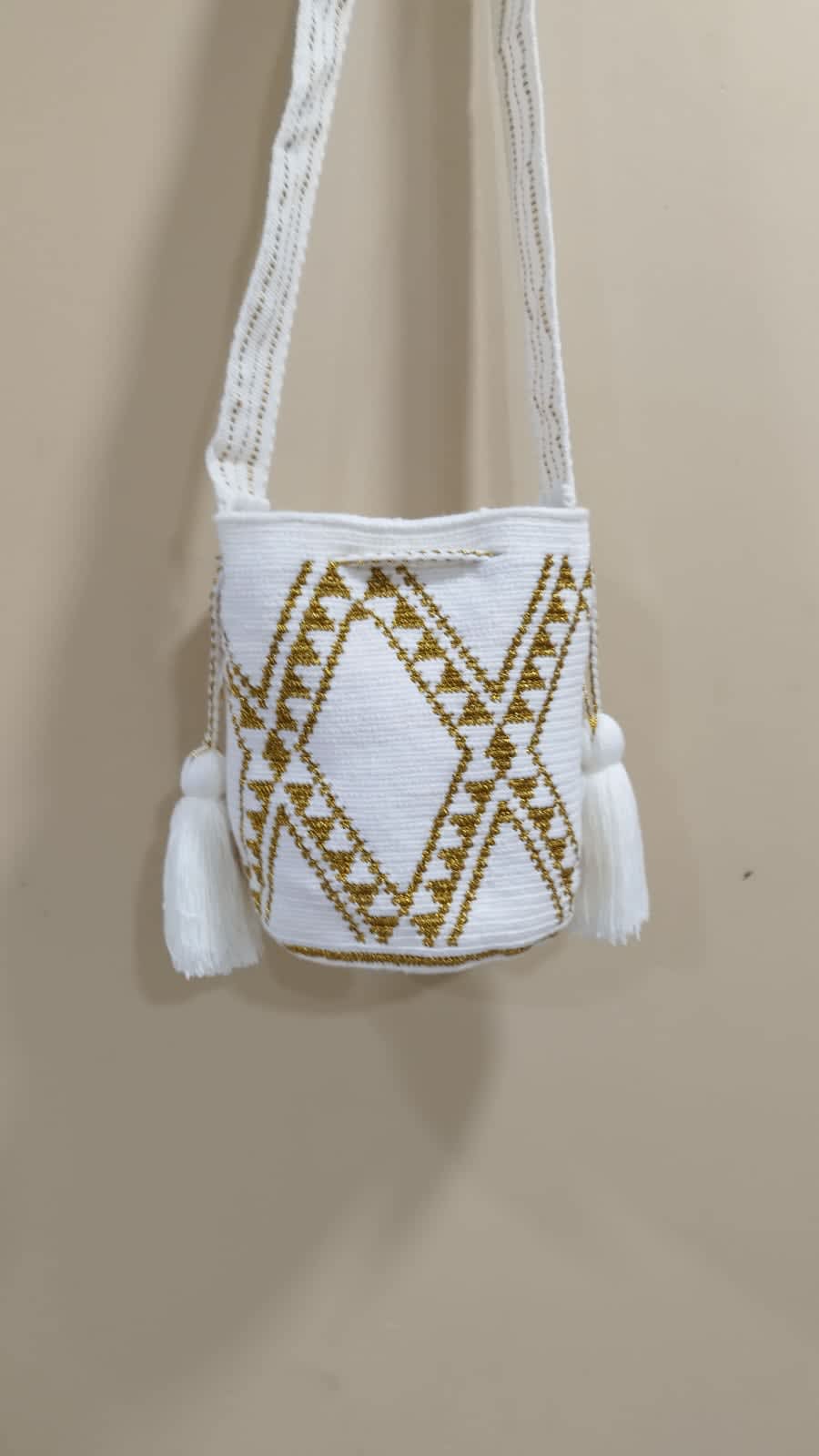 Mochila mediana hilo brillante - Image 10